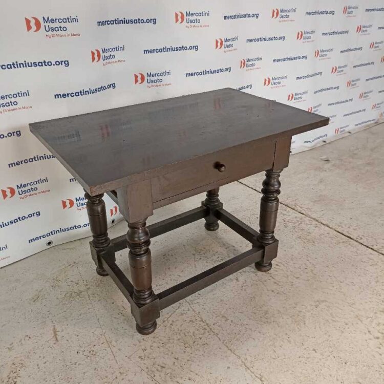 Tavolino con cassetto ebanizzato