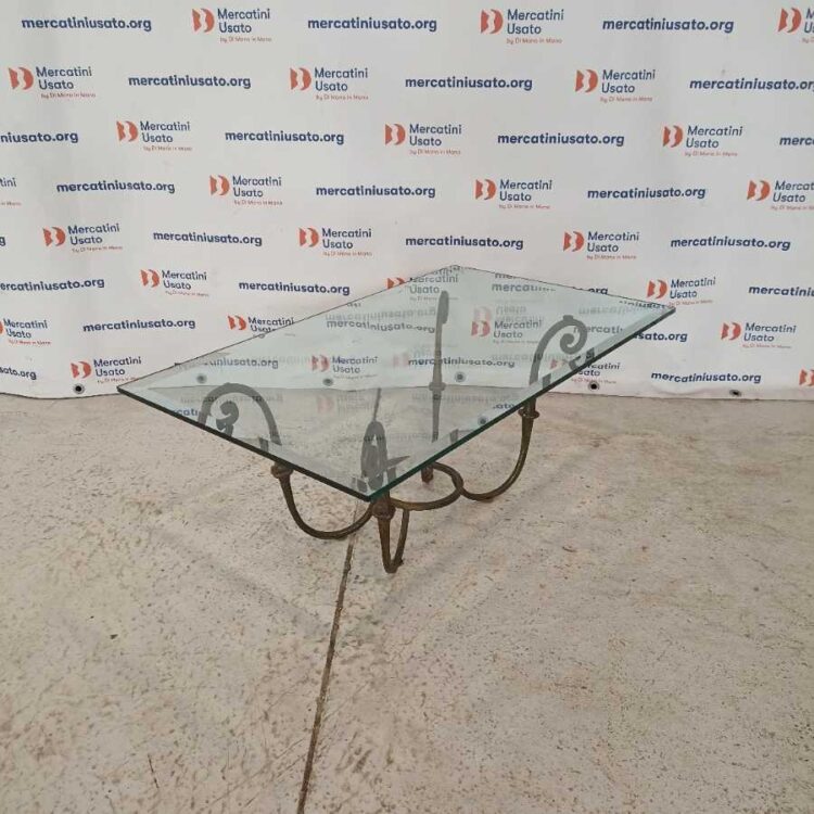 Tavolino in ferro battuto con vetro