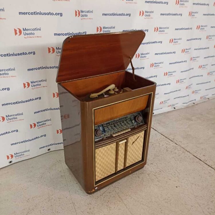 Radio a valvole con giradischi Amazonas