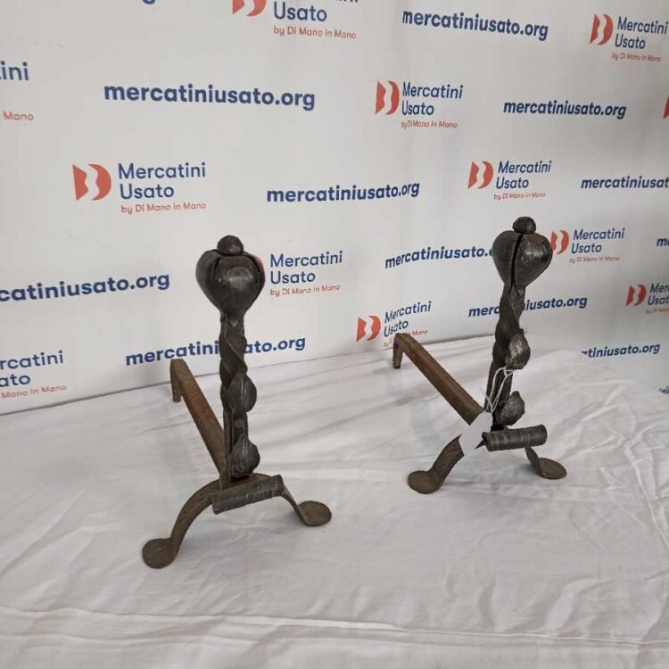 Coppia di Alari in ferro battuto