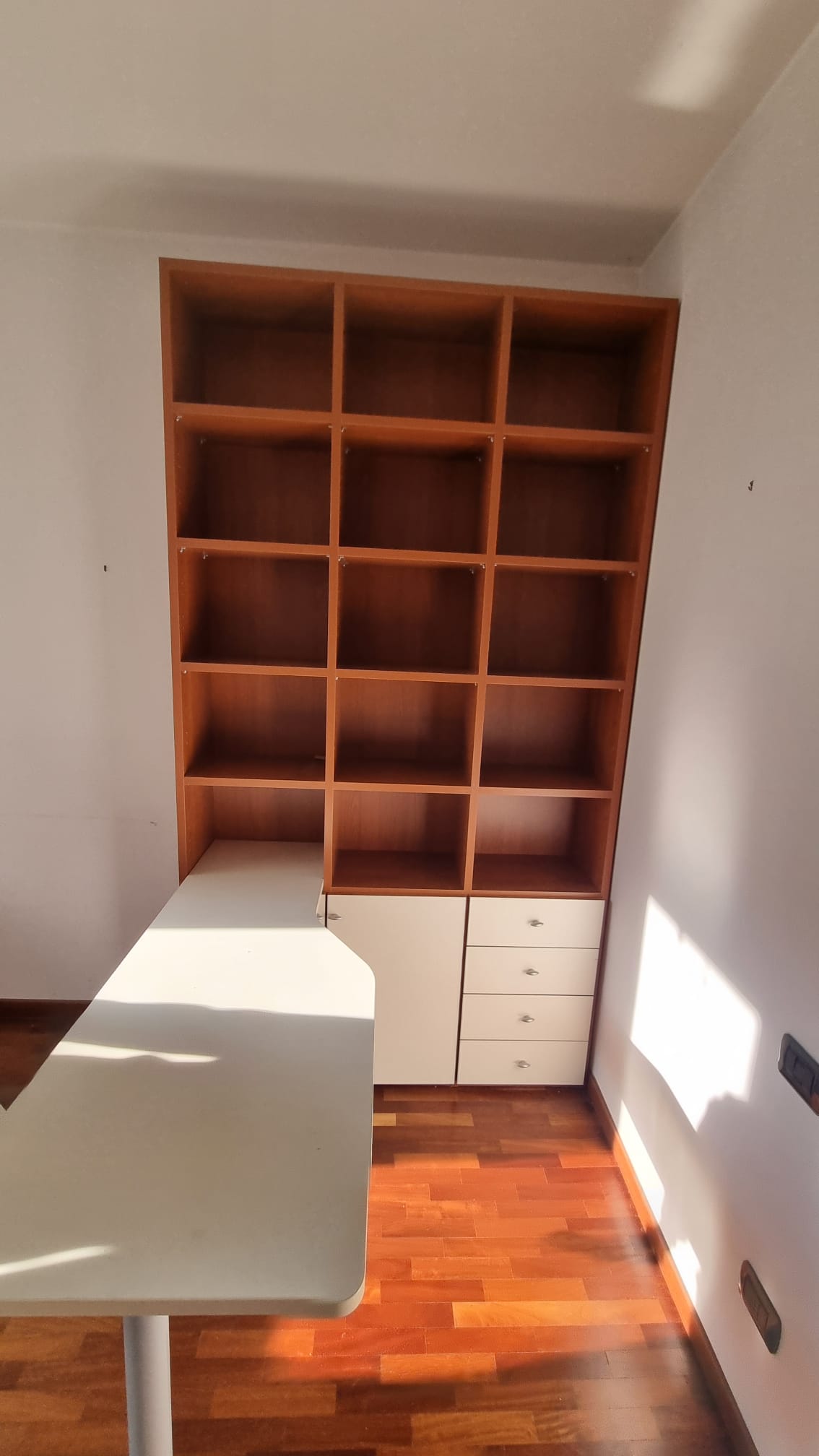 Libreria con Scrivania e cassetti - immagine 2