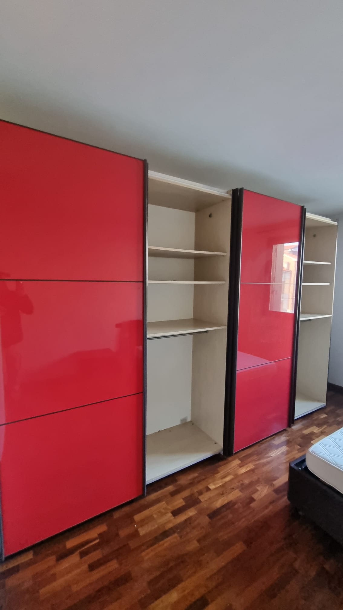 Armadio a 2 ante scorrevoli Rosso - immagine 3