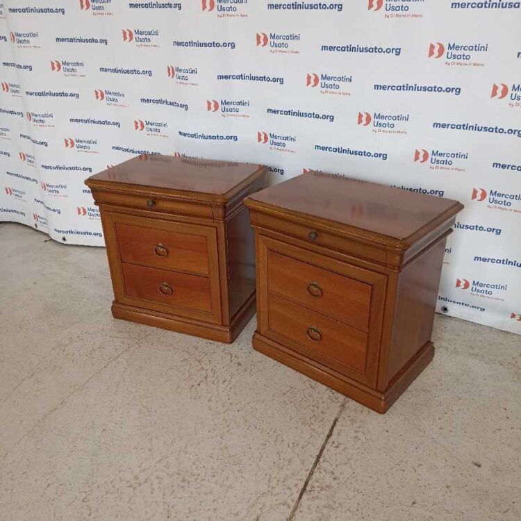 Coppia Comodini stile Classico