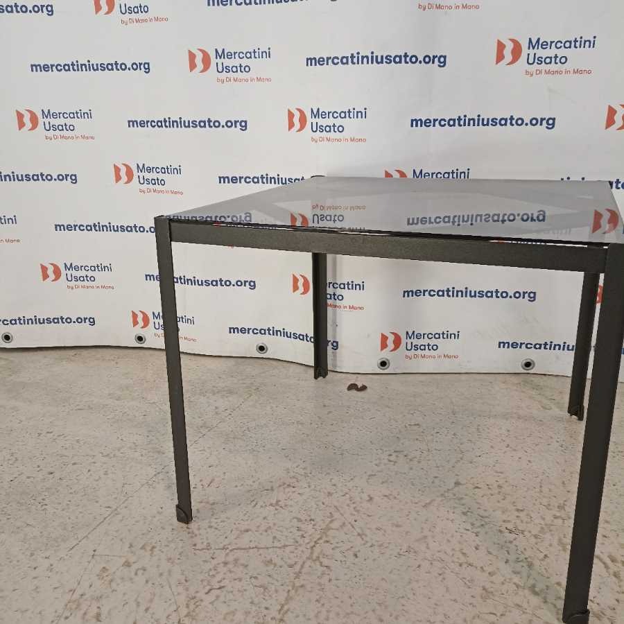 Tavolino in ferro con piano in vetro - immagine 3