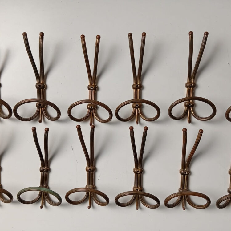 12 Appendiabiti da parete in metallo