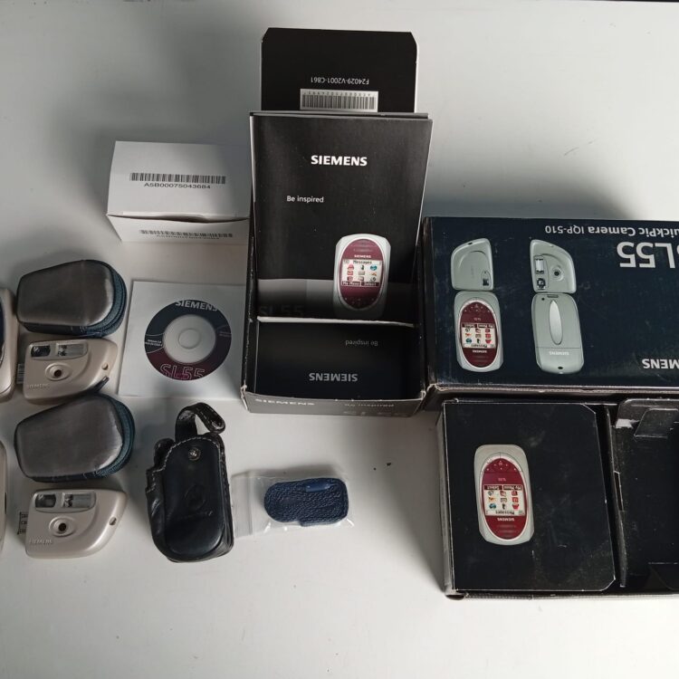 Coppia di cellulari Siemens SL 55