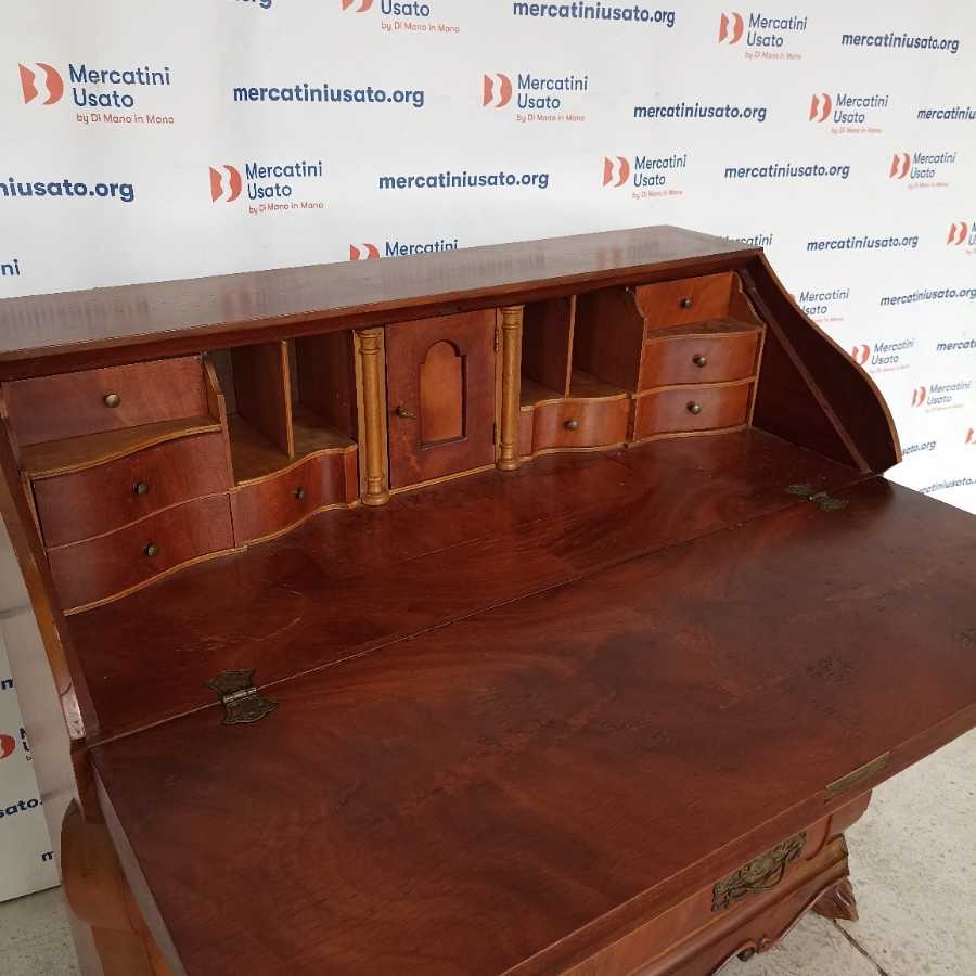 Comò con Ribalta in stile Olandese - immagine 4