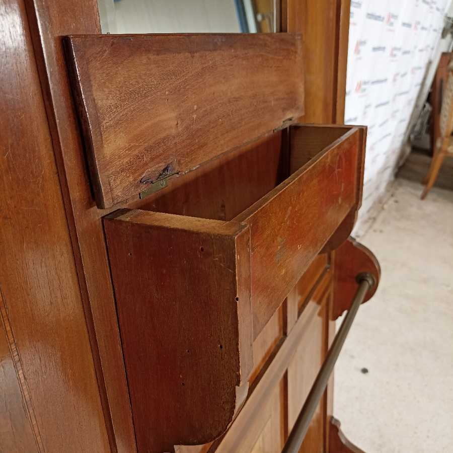 Appendiabiti da Parete in stile - immagine 5