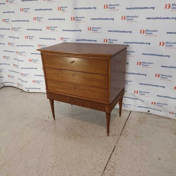 Cassettiera in stile di metà 900