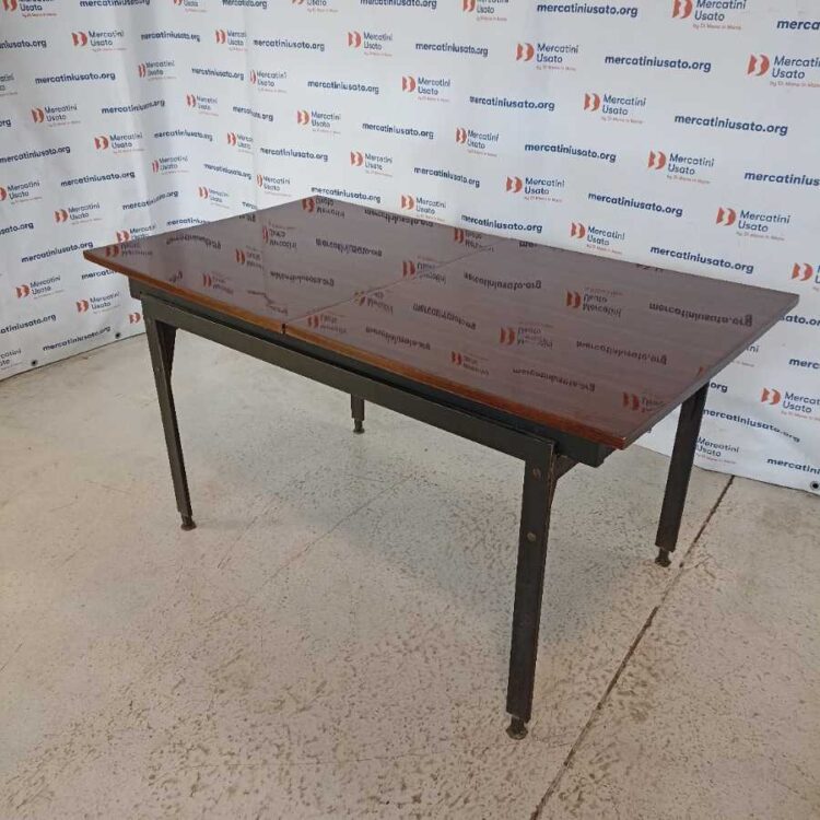 Tavolo Vintage allungabile con legno esotico