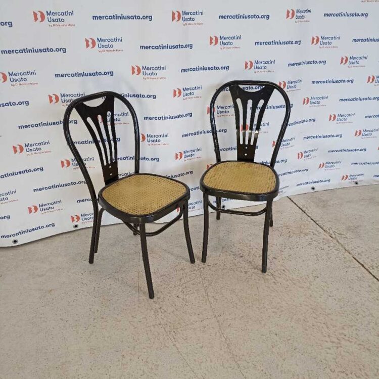 Coppia di Sedie Thonet in ferro