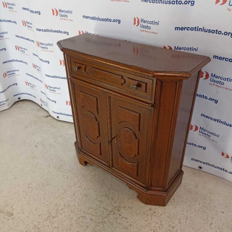 Mobiletto da ingresso metà 900