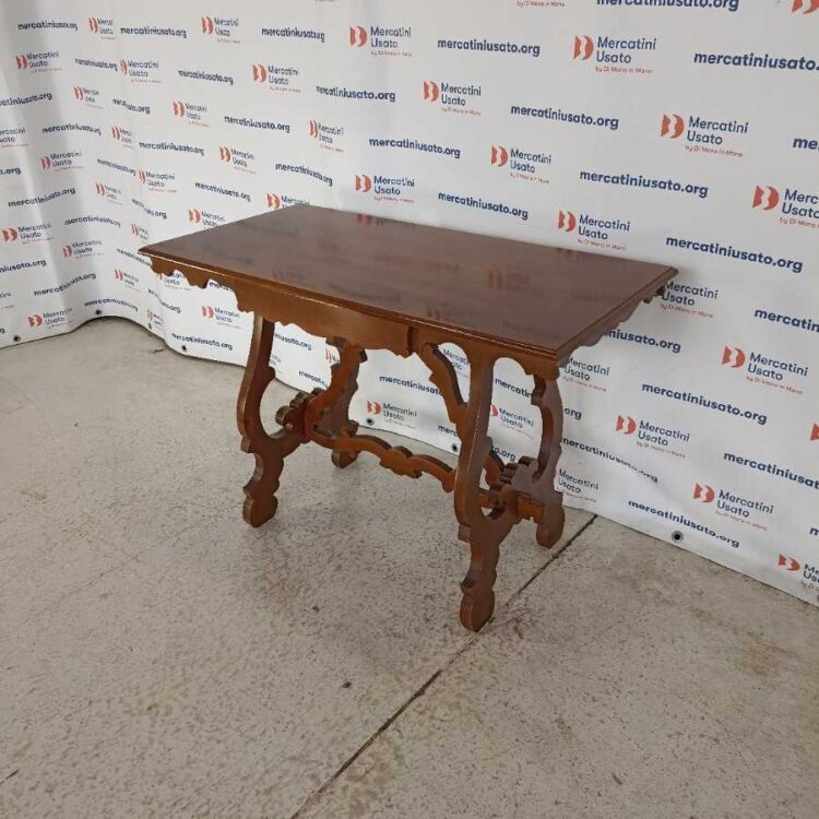 Piccolo Tavolo Fratino in stile