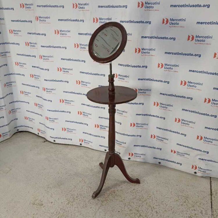 Piccola Toeletta in stile metà 900