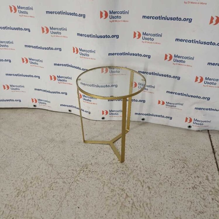 Tavolino in metallo laccato oro