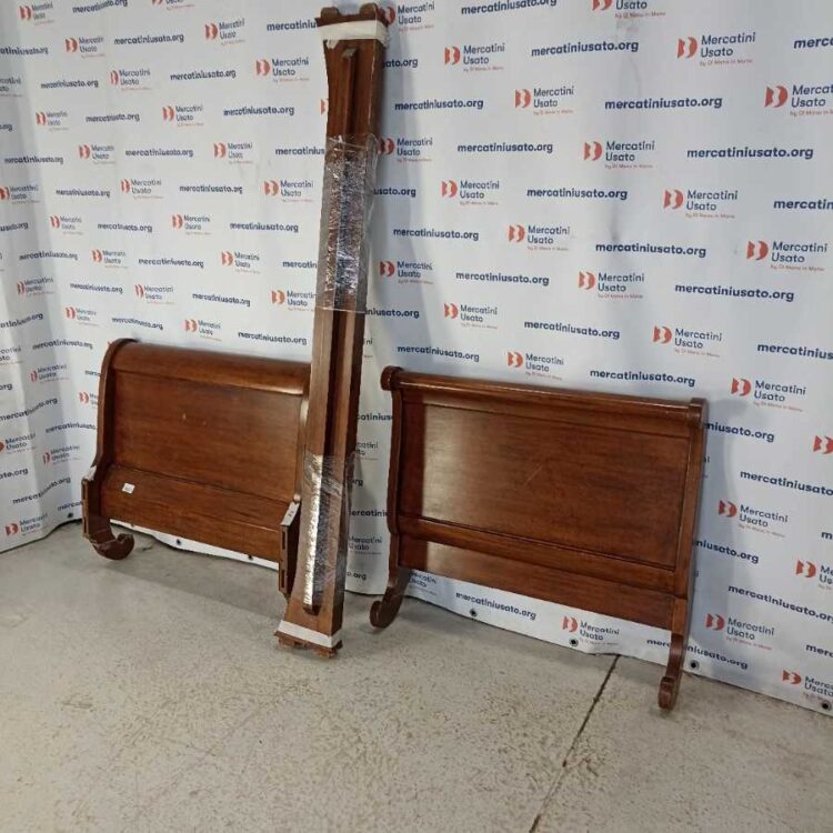 Letto a Barca in Noce primi 900