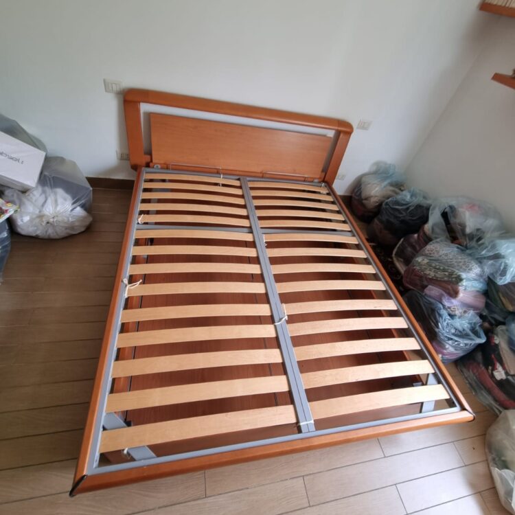 Letto matrimoniale contenitore