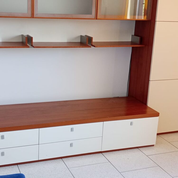 Mobile Sala Moderno con vetrine