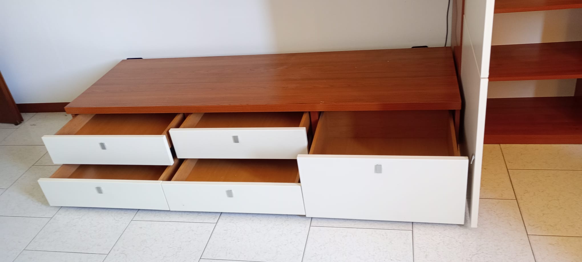 Mobile Sala Moderno con vetrine - immagine 3