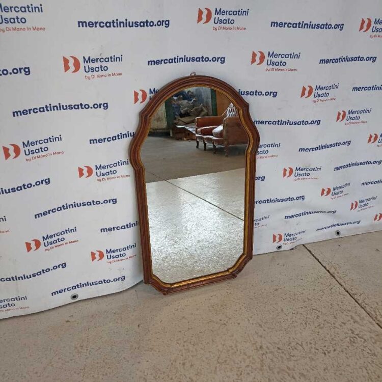 Specchio intagliato e dorato metà 900