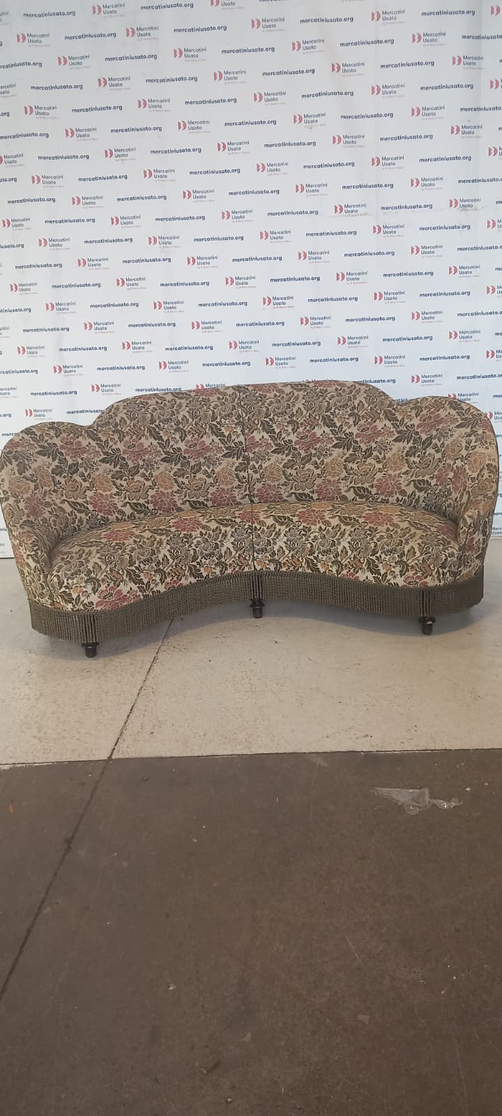 Arredo Salotto: Divano a Fagiolo in Noce