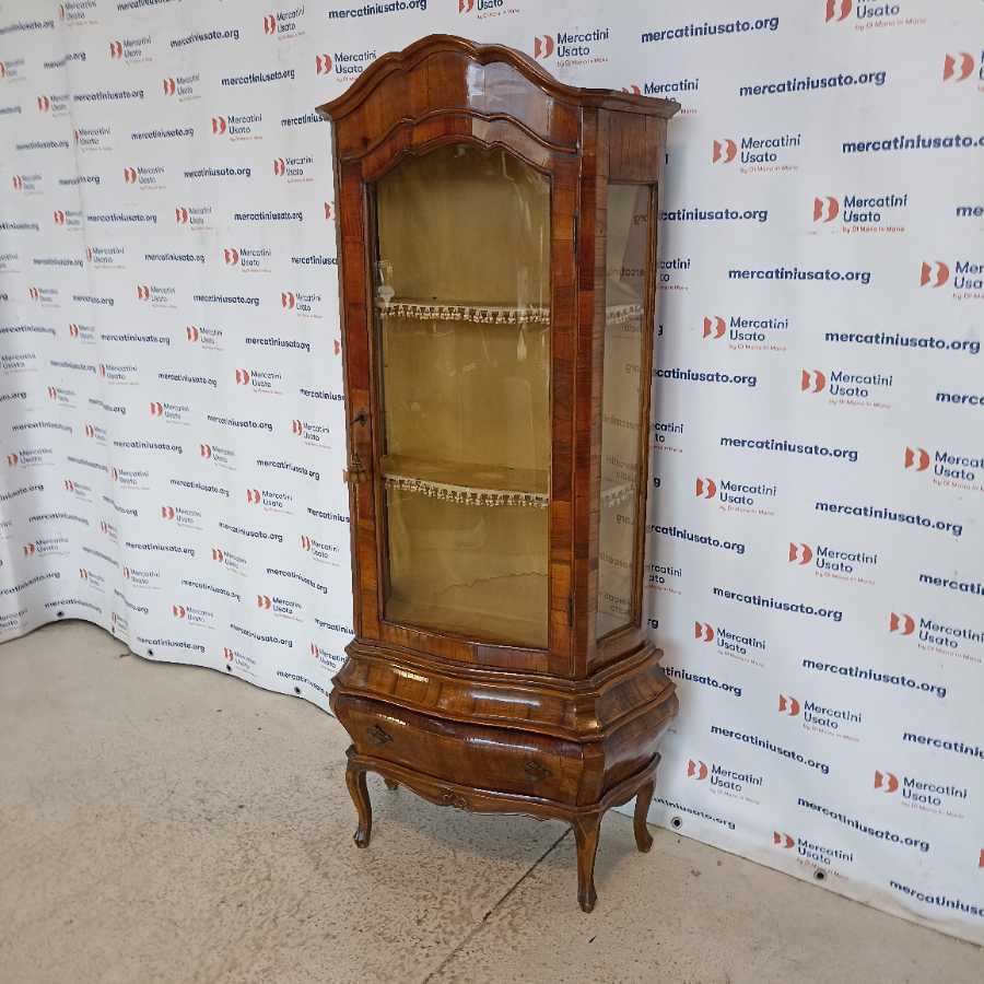 Vetrina bombata stile Barocco primi 900