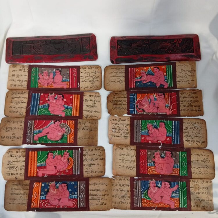 Kamasutra Manoscritto Con Copertina In Legno