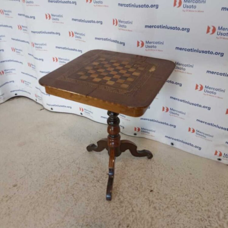 Tavolino da Gioco con Scacchiera
