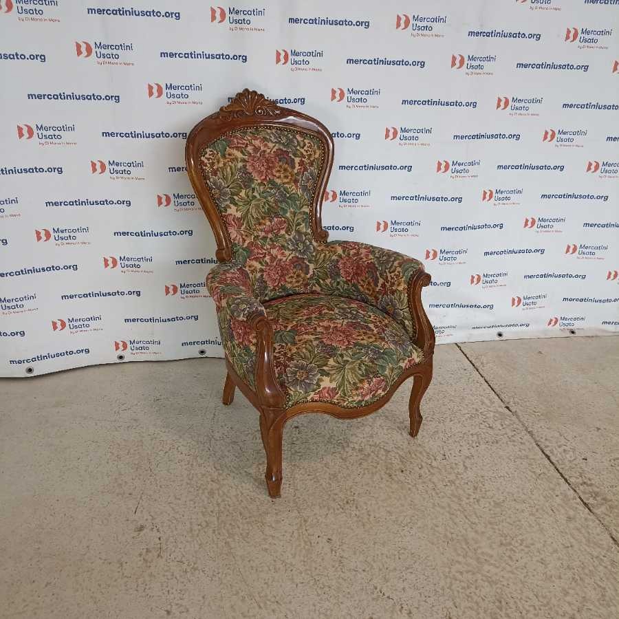 Poltrona in legno intagliato metà 900