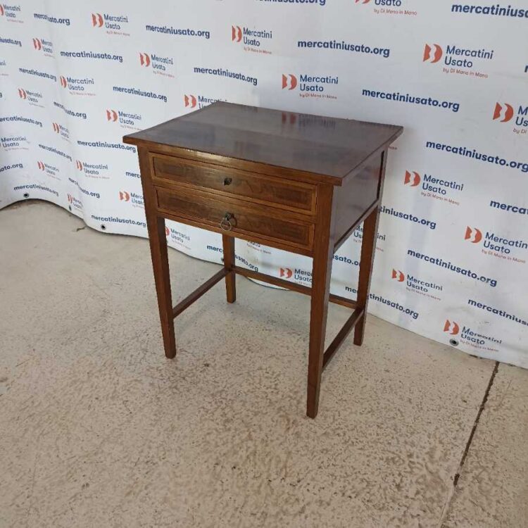 Tavolino da lavoro prima metà 900