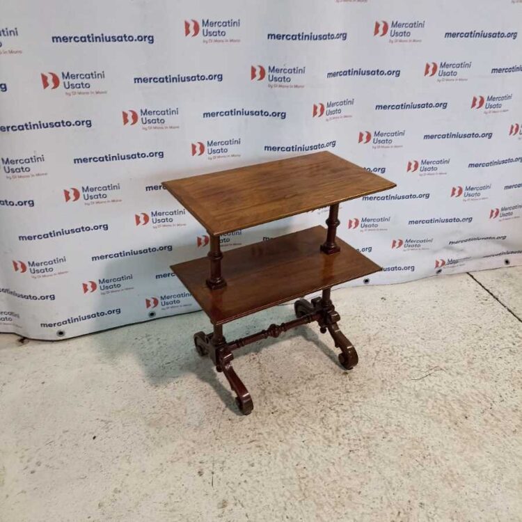 Tavolino da thè in stile metà 900