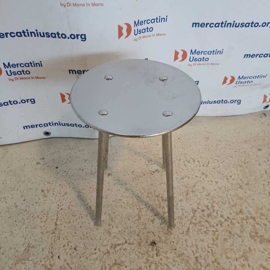 Sgabello in metallo Design A. Marvelli - immagine 2