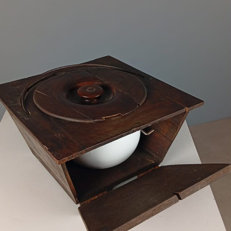 Porta Vaso Da Notte In Noce Fine 800