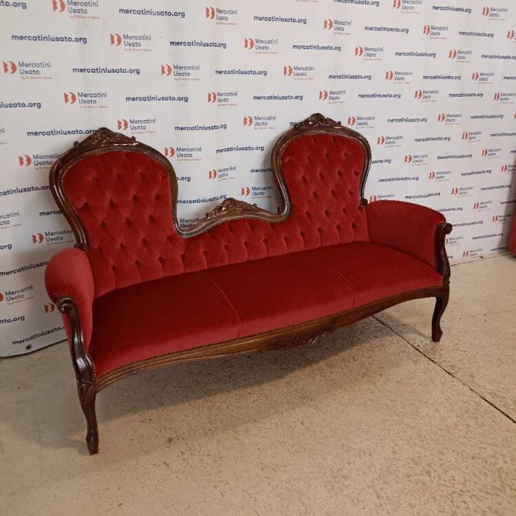 Divanetto in stile Barocco metà 900
