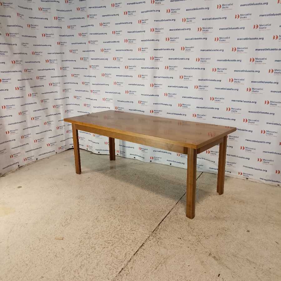 Tavolo da pranzo in legno massello