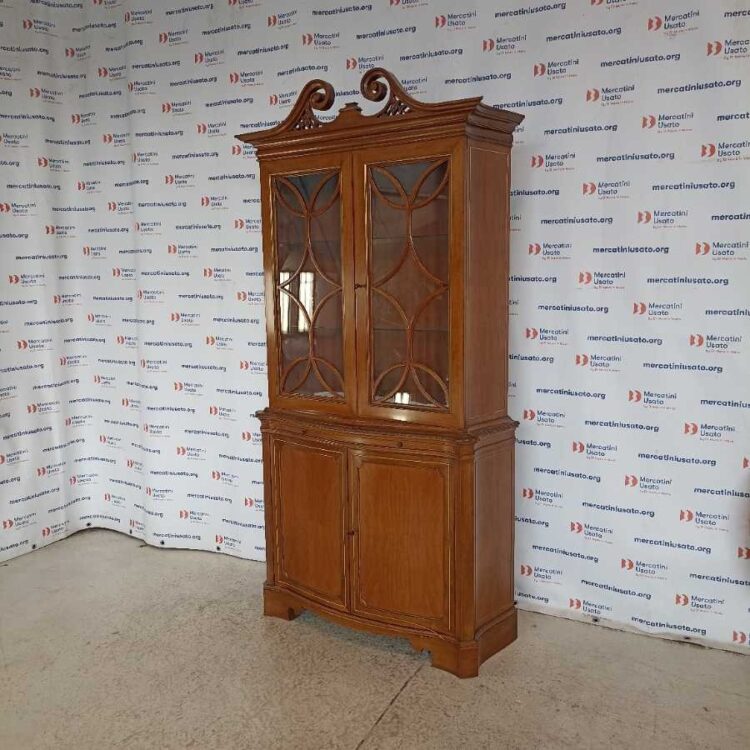 Vetrina in stile metà 900