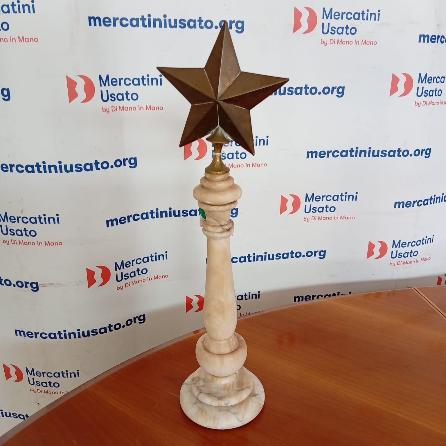 Stella In Bronzo Su Piedistallo In Alabastro