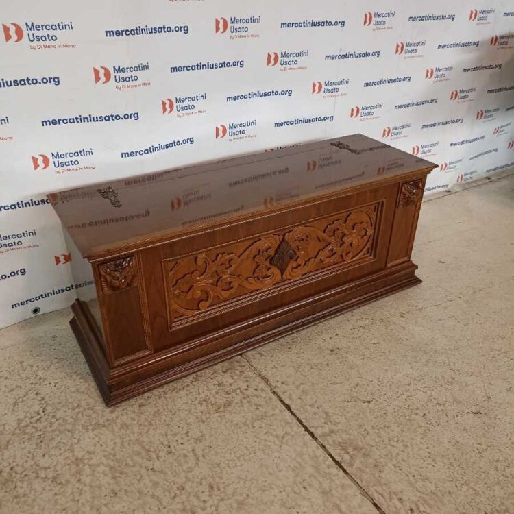 Cassapanca in stile metà 900