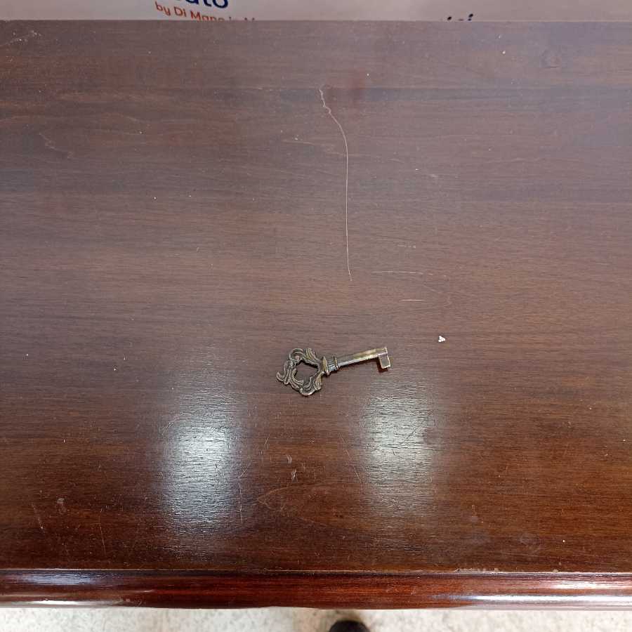 Credenza intagliata in stile metà 900 - immagine 6